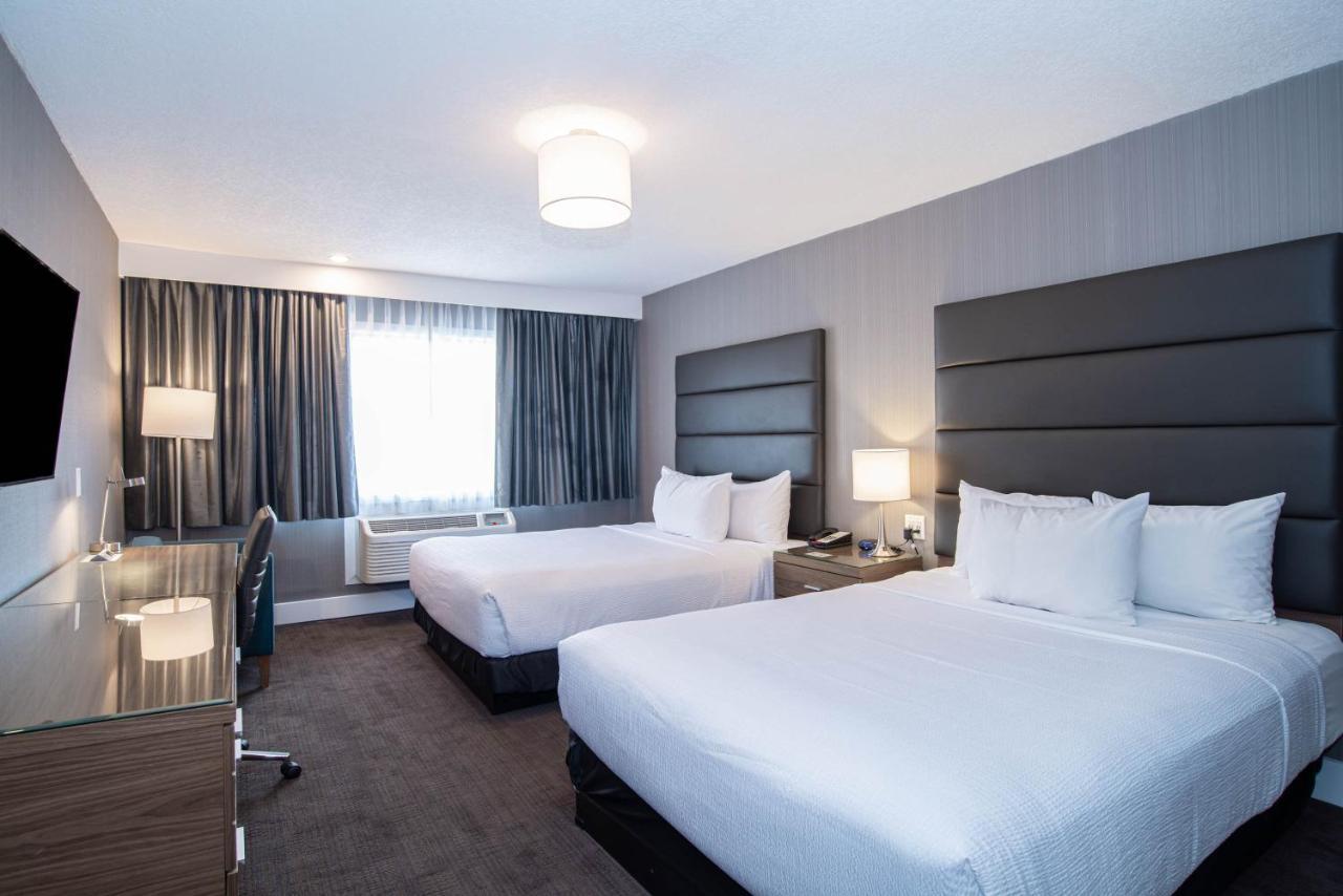 Sandman Hotel Edmonton West Bagian luar foto