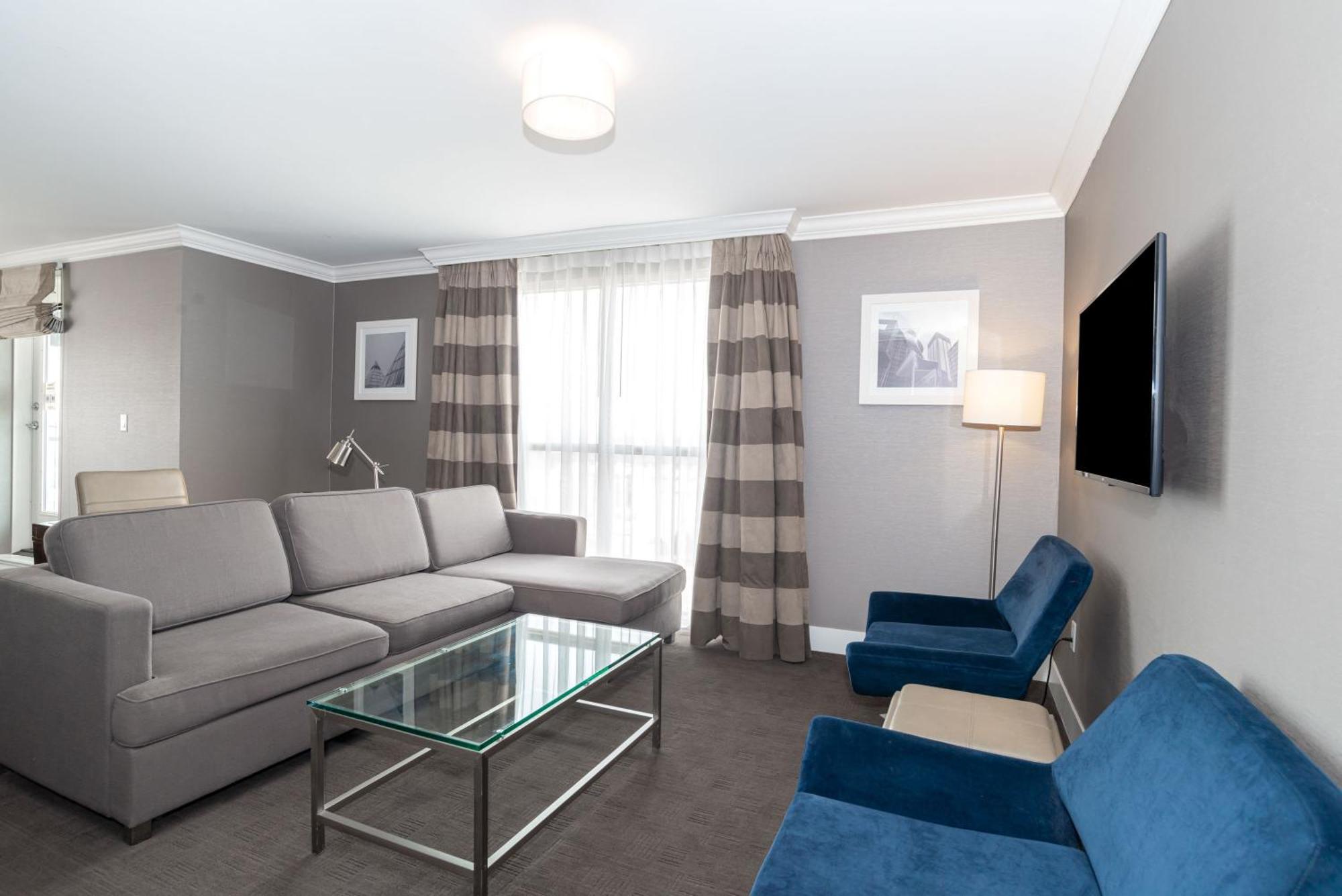 Sandman Hotel Edmonton West Bagian luar foto
