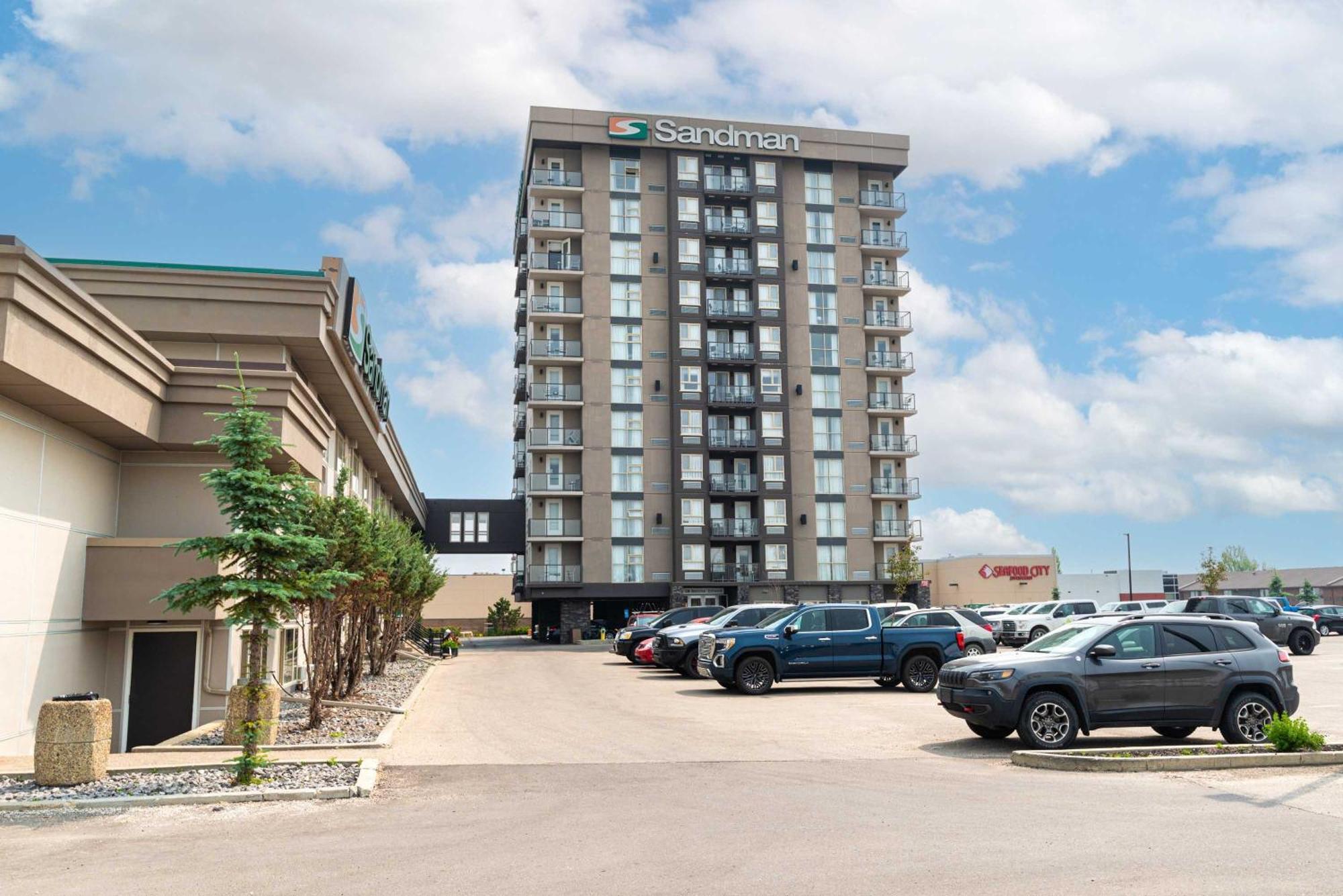 Sandman Hotel Edmonton West Bagian luar foto