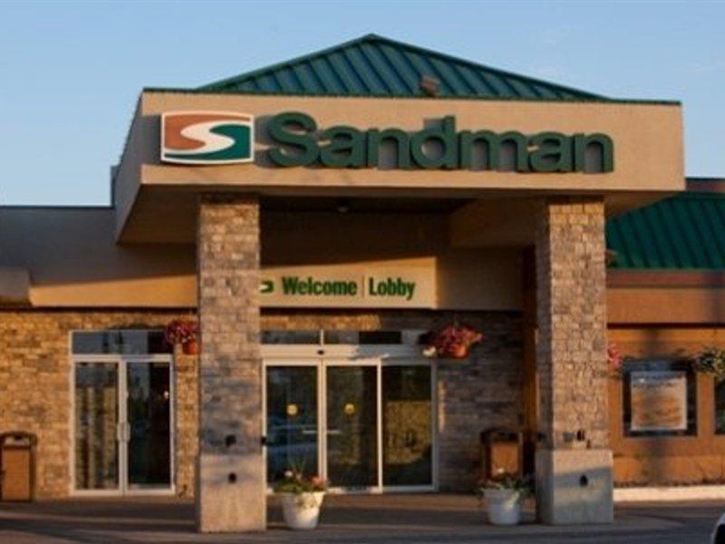 Sandman Hotel Edmonton West Bagian luar foto