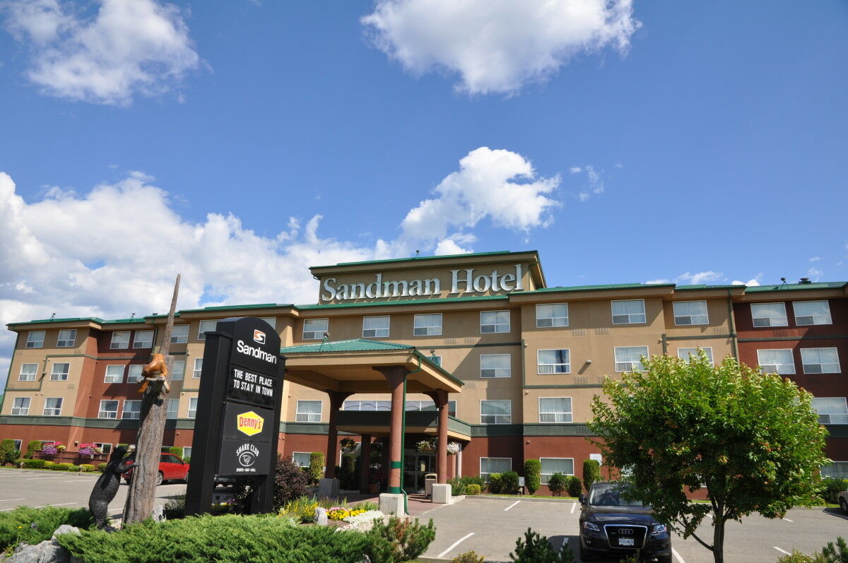Sandman Hotel Edmonton West Bagian luar foto